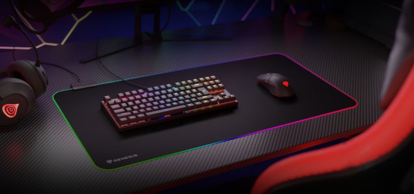 Genesis Boron 500 XXL RGB Logo backlit mouse pad for avid gamers